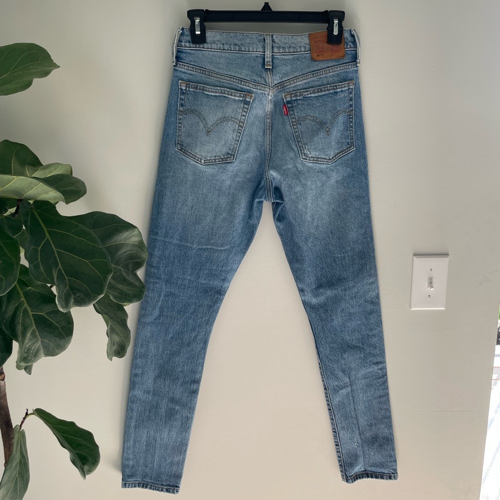 Like New Levi’s High Waisted 501 s